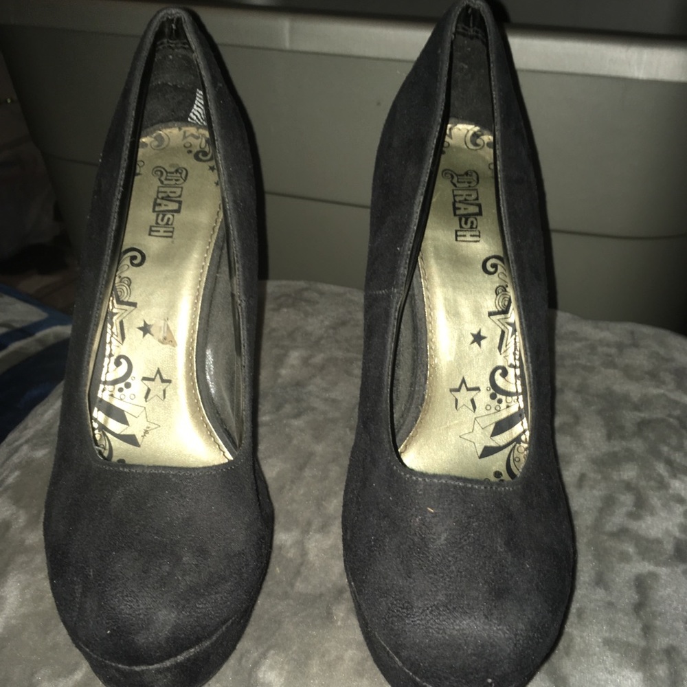 Black suede heels
